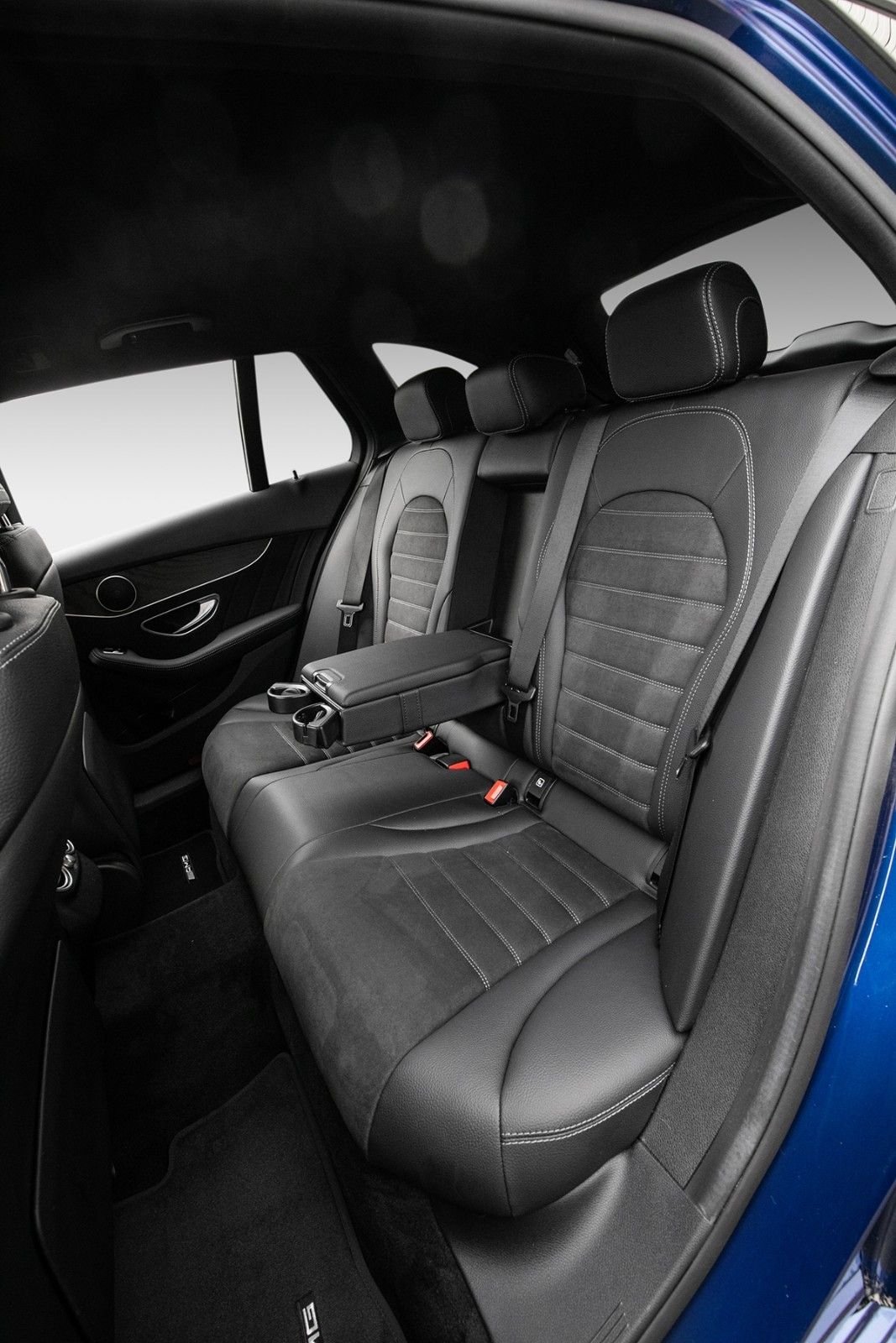 MERCEDES-BENZ CLASSE C IV 220 D 194 CH AMG LINE 4MATIC 9G-TRONIC - Photo 13