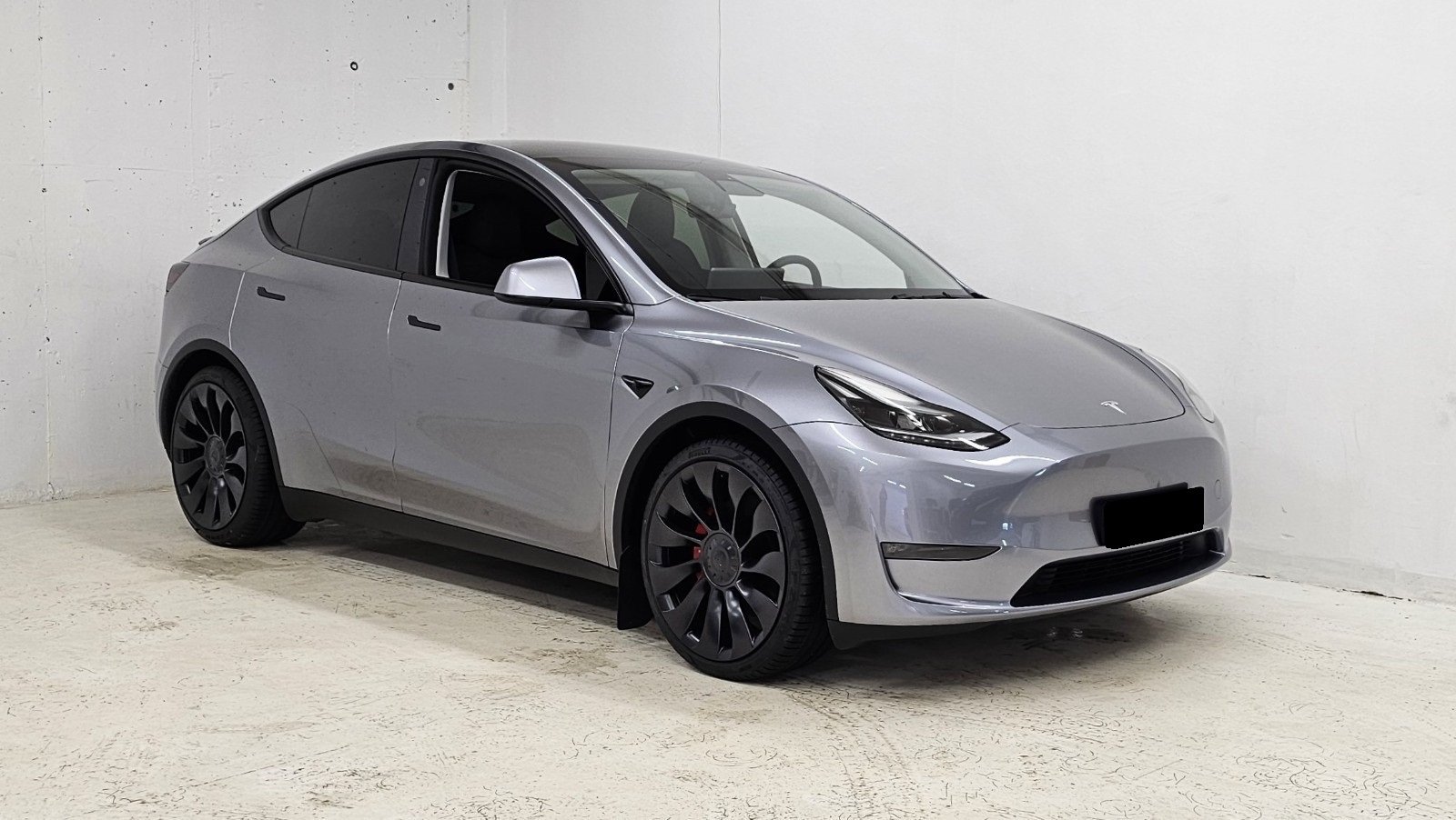 TESLA MODEL Y PERFORMANCE QUICKSILVER 2023 - Photo 4