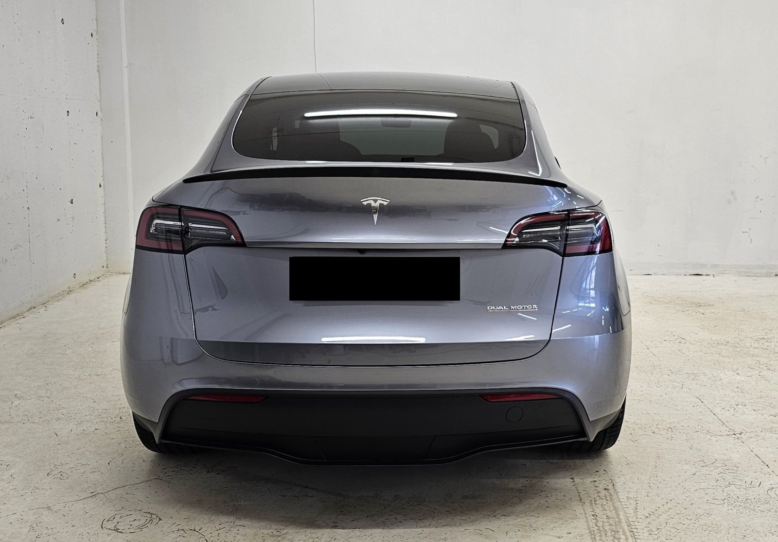 TESLA MODEL Y PERFORMANCE QUICKSILVER 2023 - Photo 7