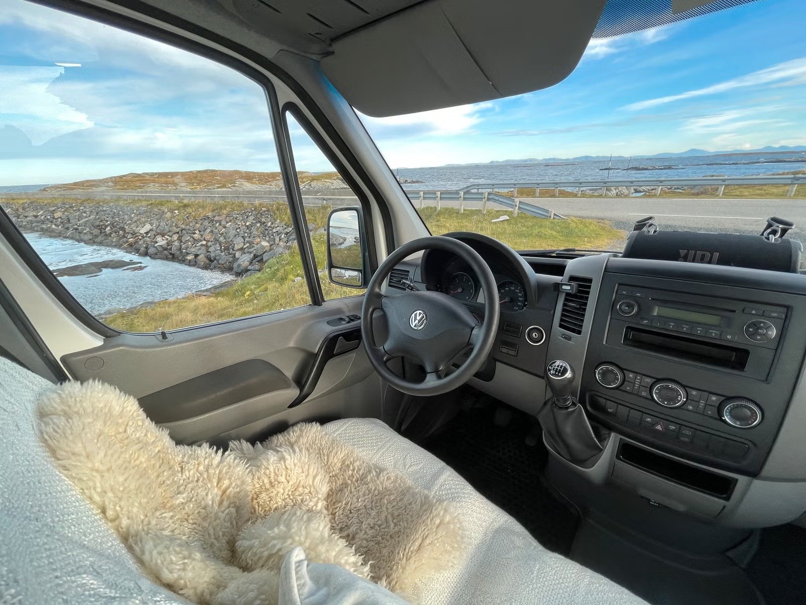 VOLKSWAGEN CRAFTER FURGONETA 2.0 TDI 163 - Photo 5