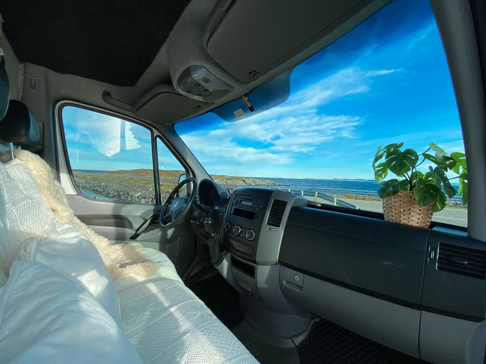 VOLKSWAGEN CRAFTER FURGONETA 2.0 TDI 163 - Photo 6