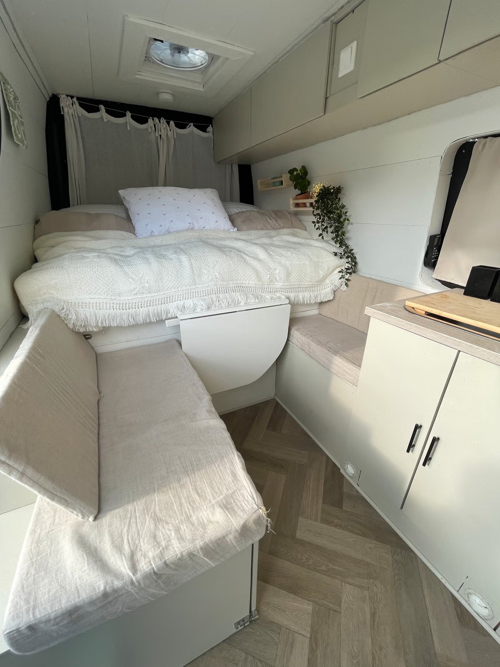 VOLKSWAGEN CRAFTER FURGONETA 2.0 TDI 163 - Photo 19