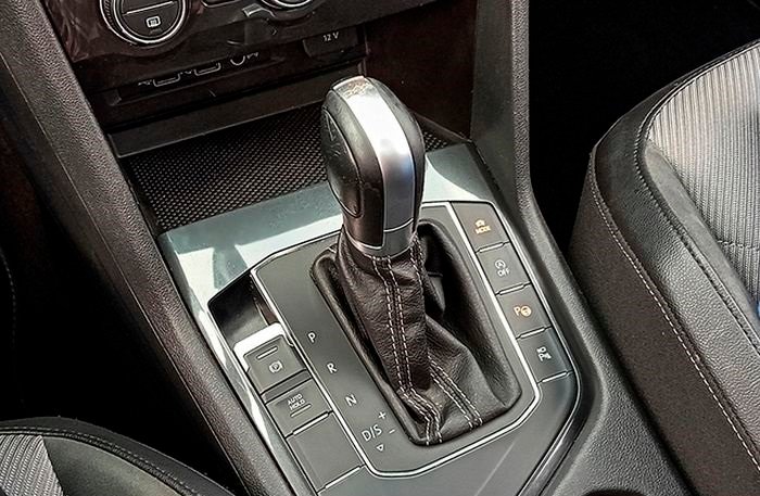 VOLKSWAGEN TIGUAN 2.0 TDI 150 4MOTION DSG7 R LINE - Photo 10