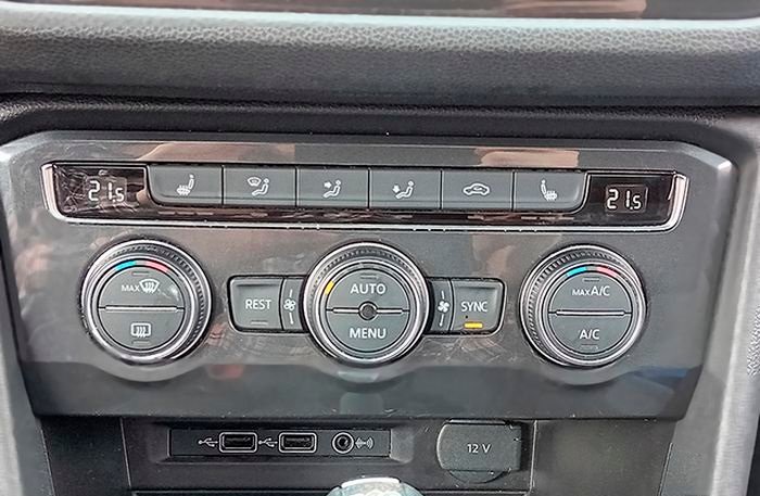 VOLKSWAGEN TIGUAN 2.0 TDI 150 4MOTION DSG7 R LINE - Photo 20