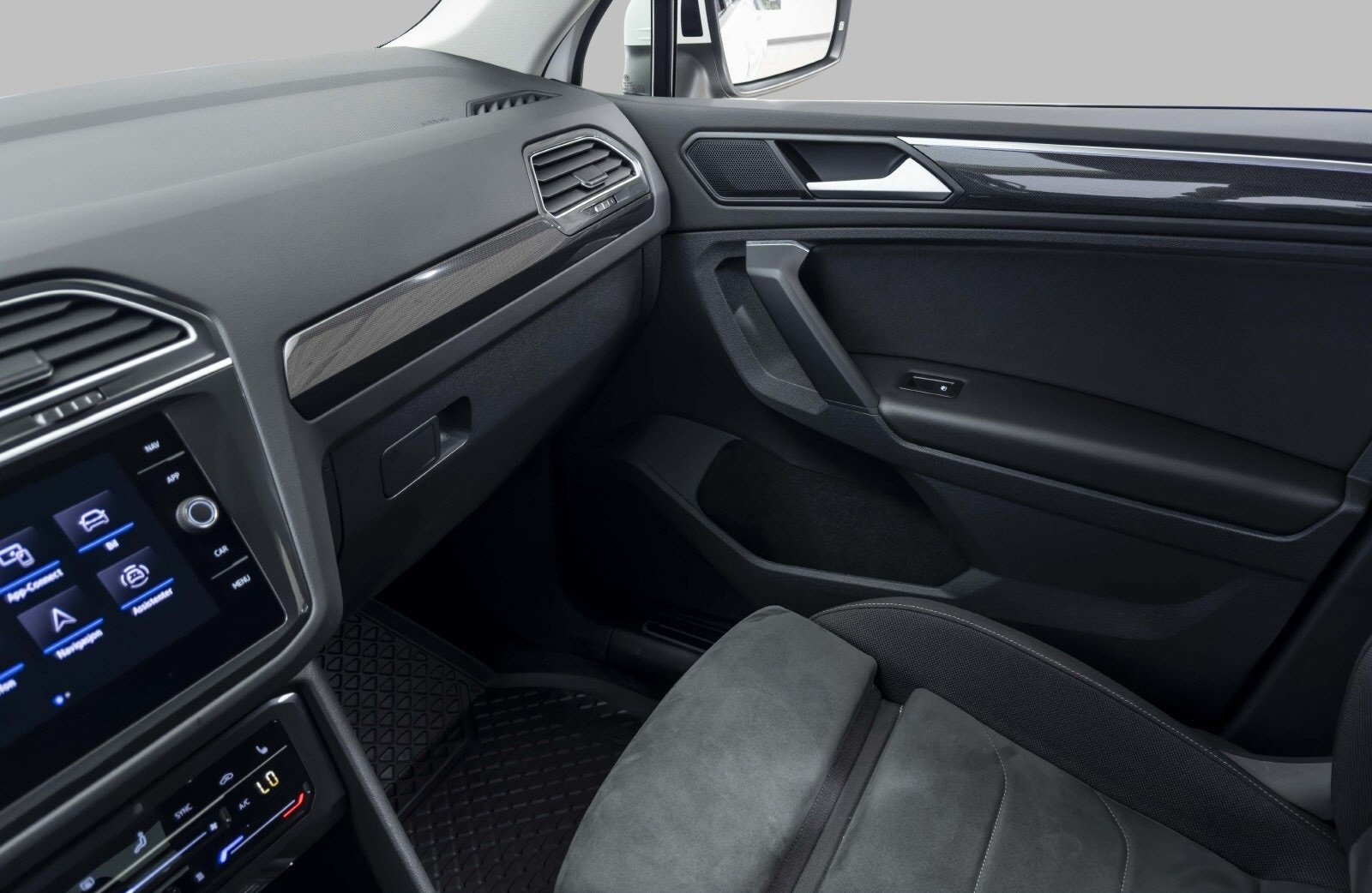 VOLKSWAGEN TIGUAN 2.0 TDI 150 ELEGANCE 4MOTION DSG7 - Photo 17