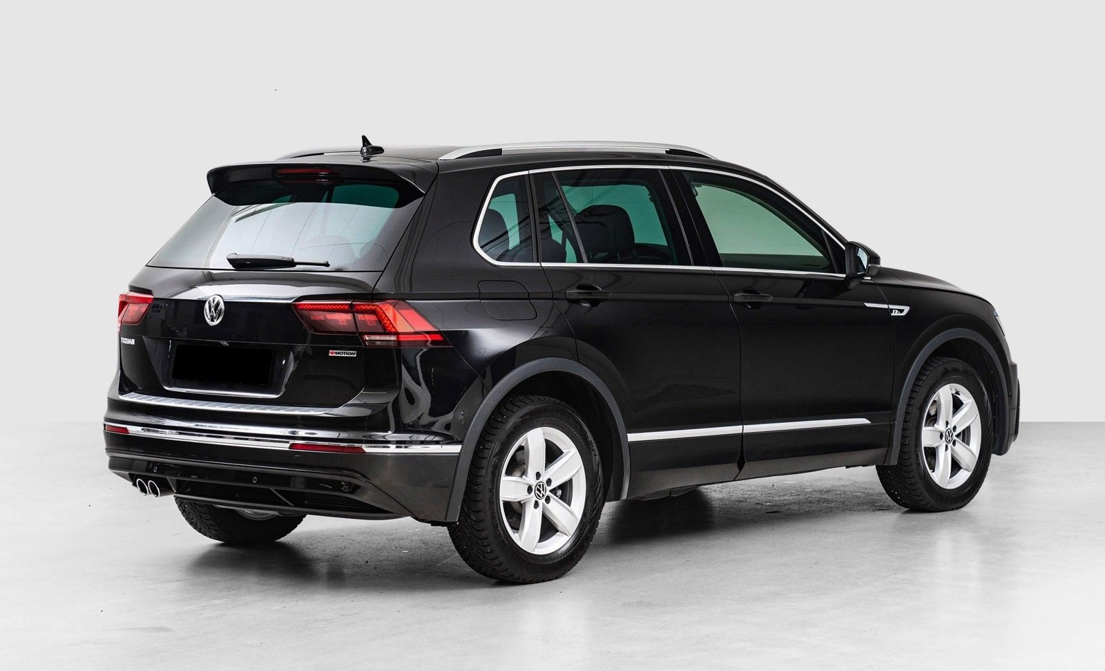 VOLKSWAGEN TIGUAN 2.0 TDI 150 EXCLUSIVE R LINE 4MOTION DSG7 - Photo 5