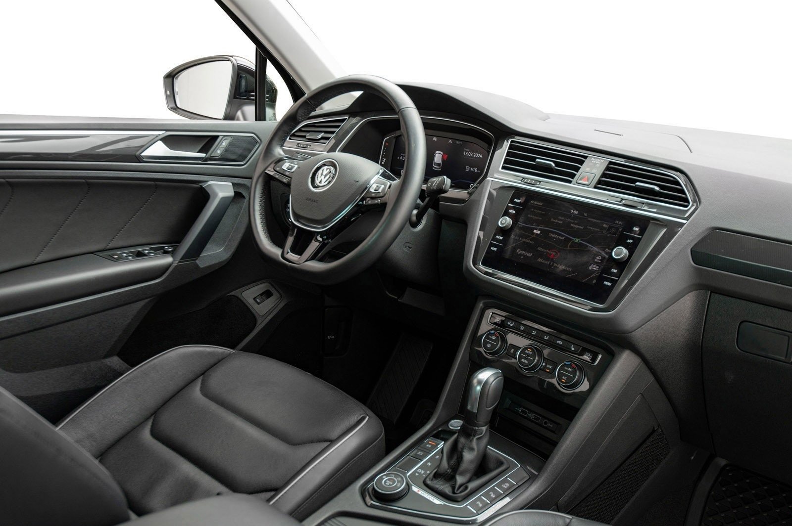 VOLKSWAGEN TIGUAN 2.0 TDI 150 EXCLUSIVE R LINE 4MOTION DSG7 - Photo 9