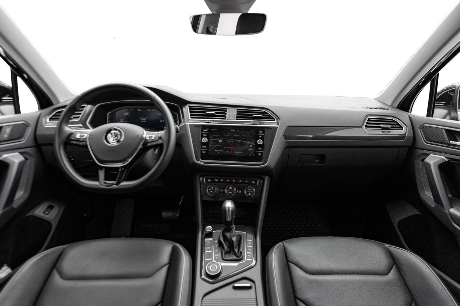 VOLKSWAGEN TIGUAN 2.0 TDI 150 EXCLUSIVE R LINE 4MOTION DSG7 - Photo 13