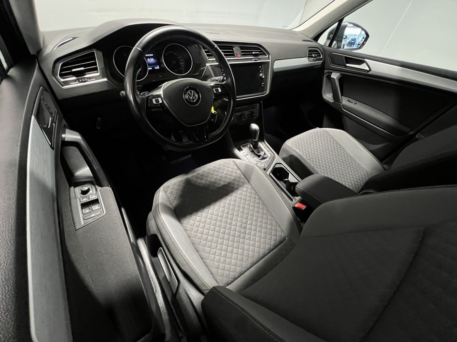 VOLKSWAGEN TIGUAN CONFORTLINE BUSINESS 2.0 TDI 150 DSG7 - Photo 14