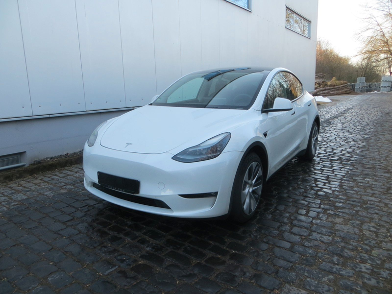 Tesla Model Y Long Range Dual AWD 2023