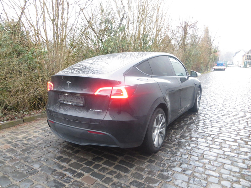 Tesla Model Y Lange afstand dubbele AWD - Photo 6