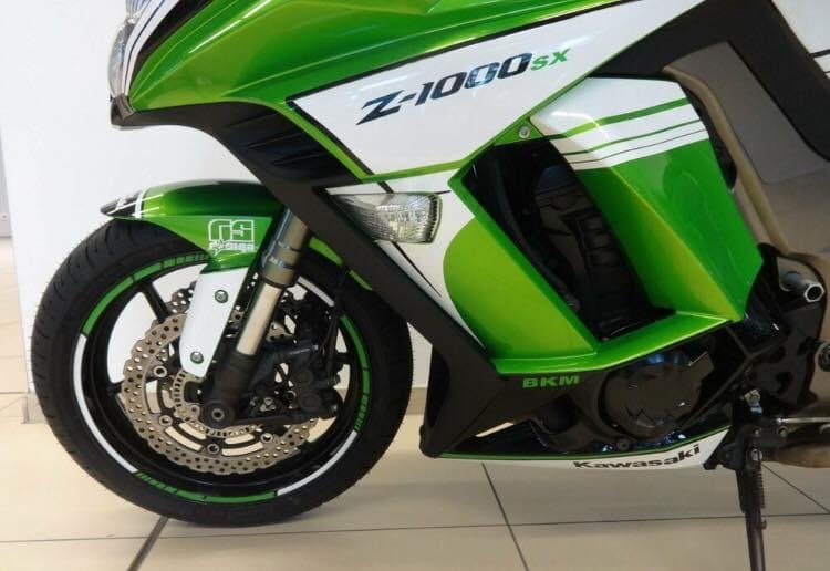 KAWASAKI Z1000 SX - Photo 9