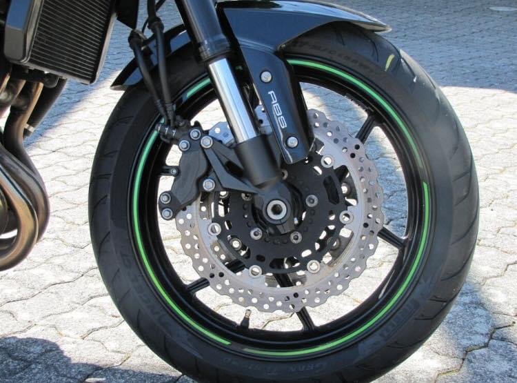 KAWASAKI Z800 AKRAPOVIC ABS - Photo 20