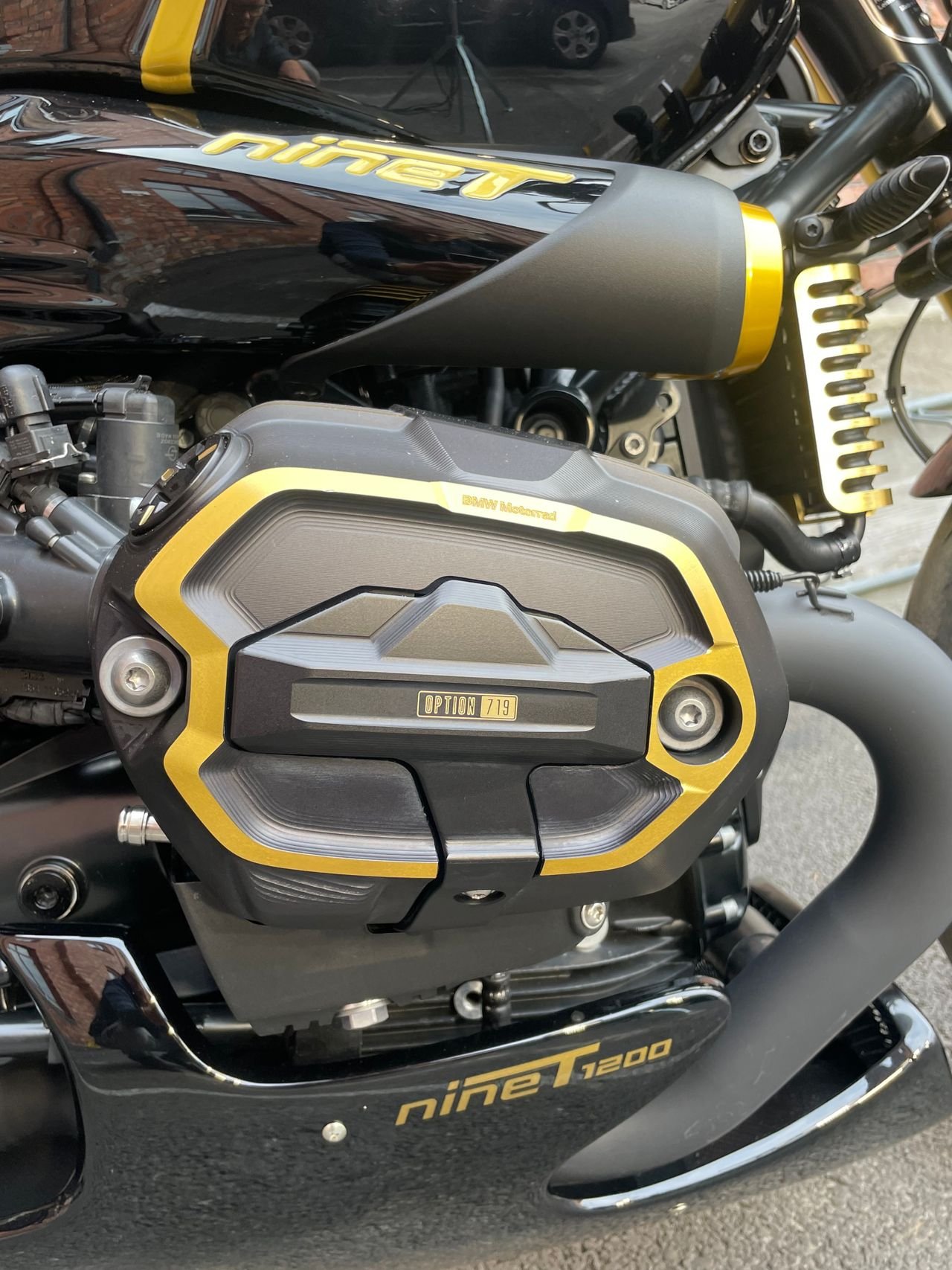 BMW R NINE T CUSTOM - Photo 37