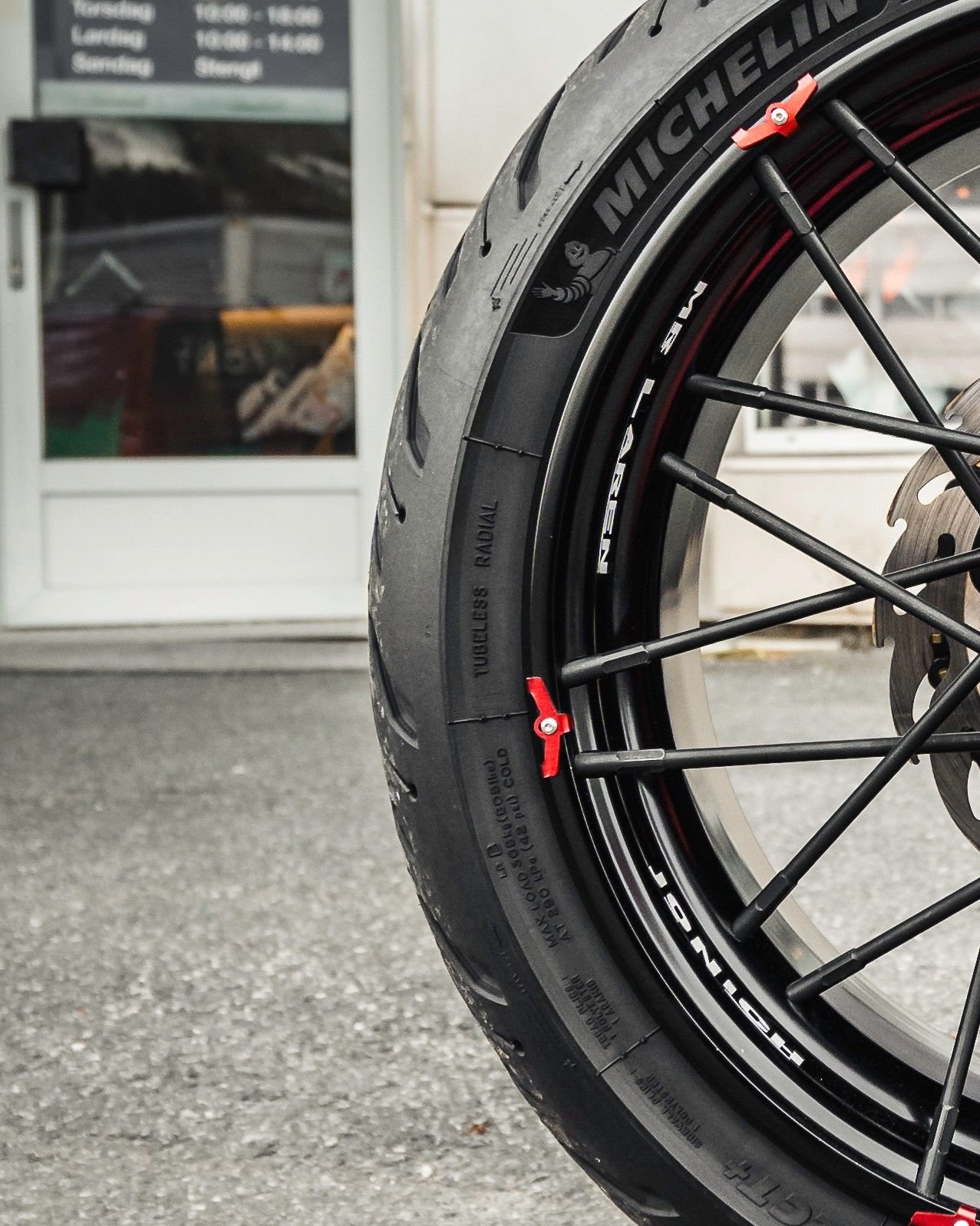 DUCATI 950 HYPERMOTARD CARBONO - Photo 9