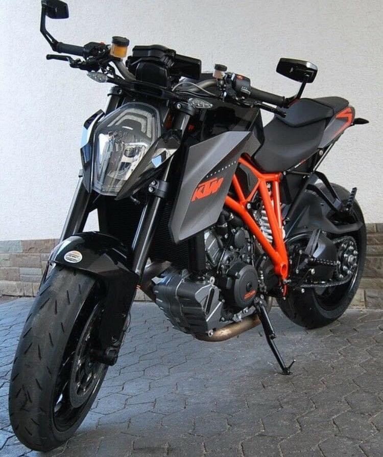 KTM 1290 SUPER DUKE R - Photo 5