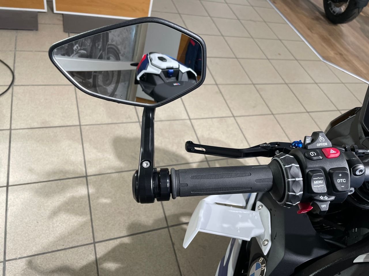 BMW M 1000 RR COMPÉTITION AKRAPOVIC EVO - Photo 17