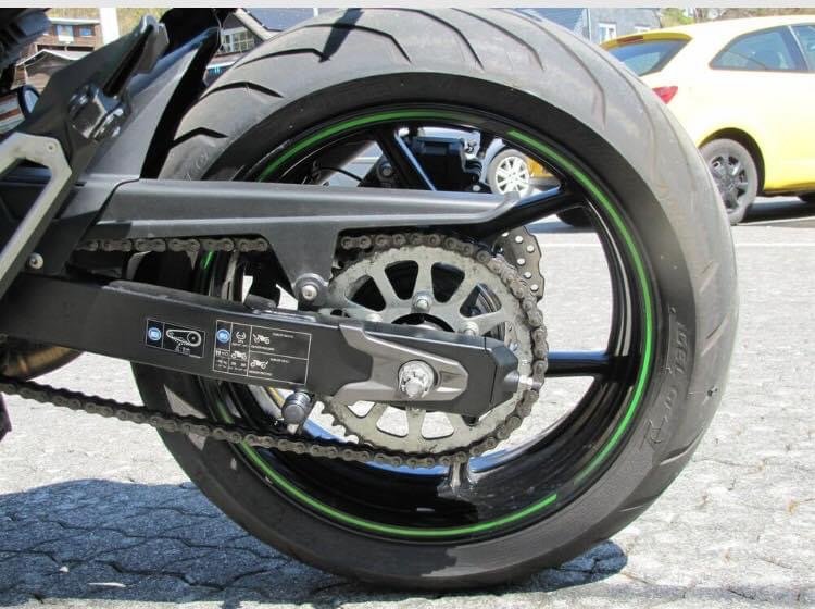 KAWASAKI Z800 AKRAPOVIC ABS - Photo 18