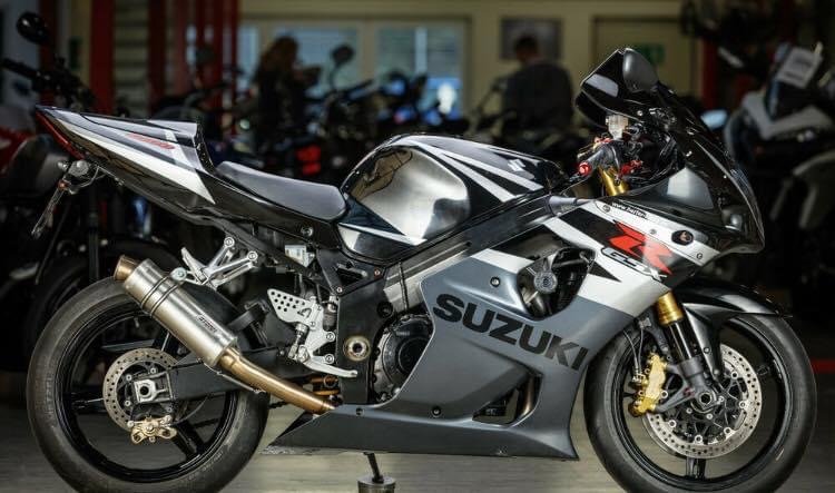 Suzuki GSXR 1000 ABS - Photo 9
