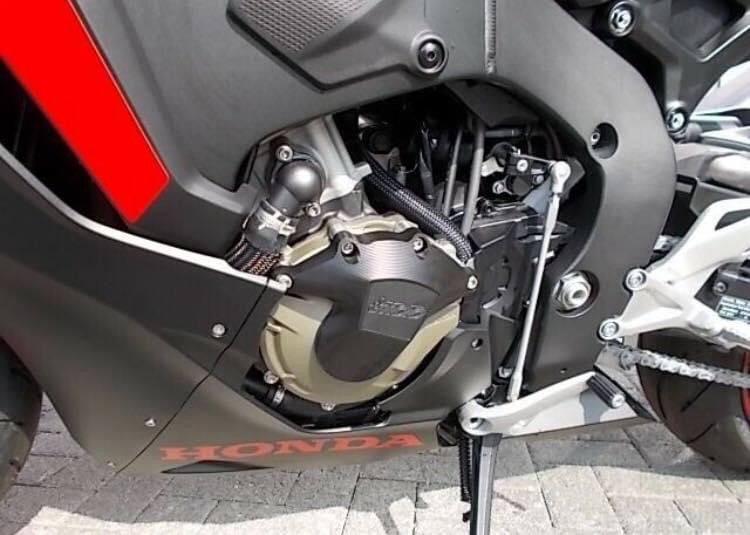 HONDA CBR 1000 RR - Photo 9