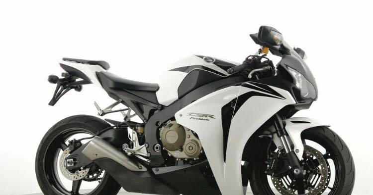 HONDA CBR 1000 RR - Photo 5