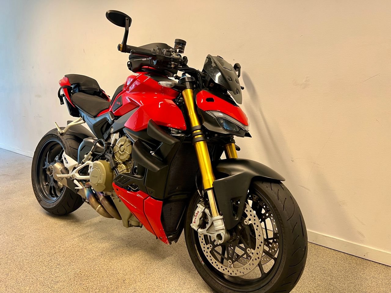 DUCATI STREETFIGHTER V4S - Photo 2