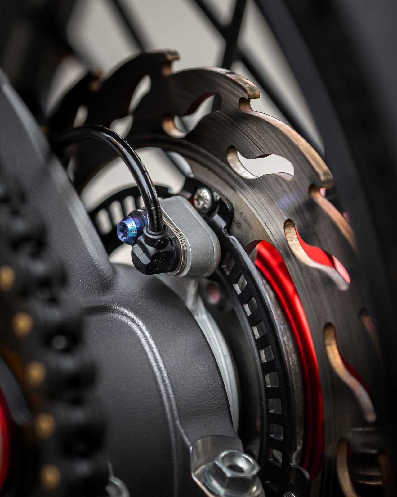 DUCATI 950 HYPERMOTARD CARBONO - Photo 13