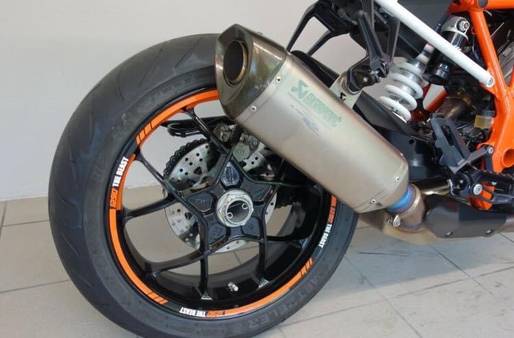 KTM 1290 SUPER DUKE R - Photo 6
