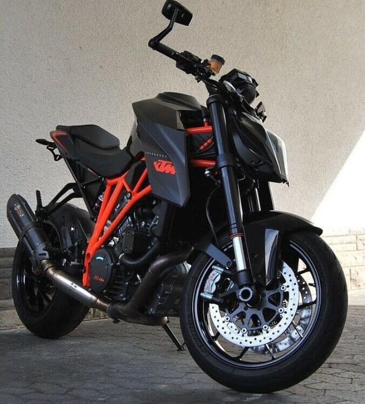 KTM 1290 SUPER DUKE R - Photo 6