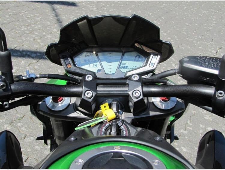 KAWASAKI Z800 AKRAPOVIC ABS - Photo 11