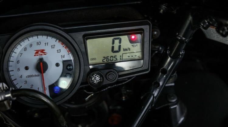 Suzuki GSXR 1000 ABS - Photo 3