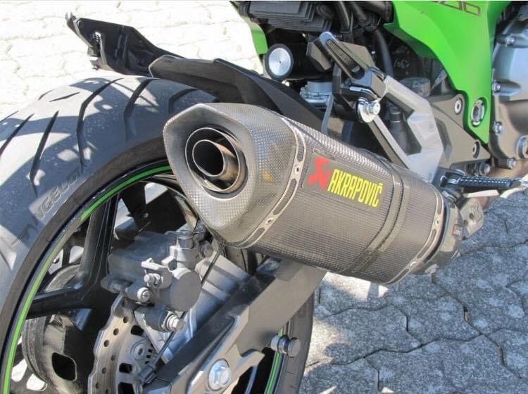 KAWASAKI Z800 AKRAPOVIC ABS - Photo 14