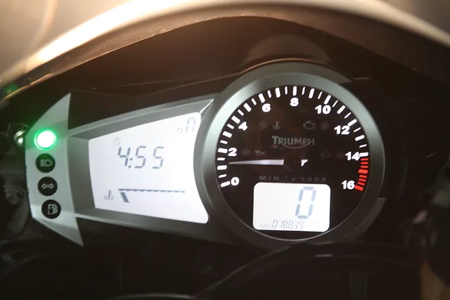 TRIUNFO DAYTONA 675 - Photo 11