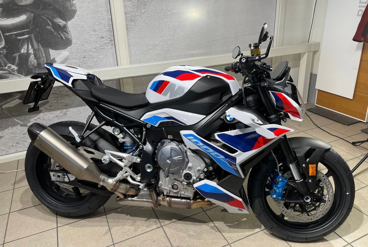 BMW M 1000 RR COMPÉTITION AKRAPOVIC EVO - Photo 3