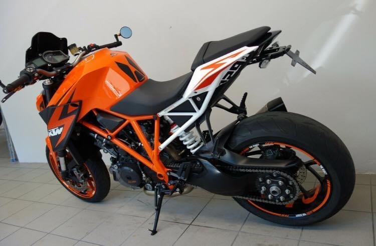 KTM 1290 SUPER DUKE R - Photo 13