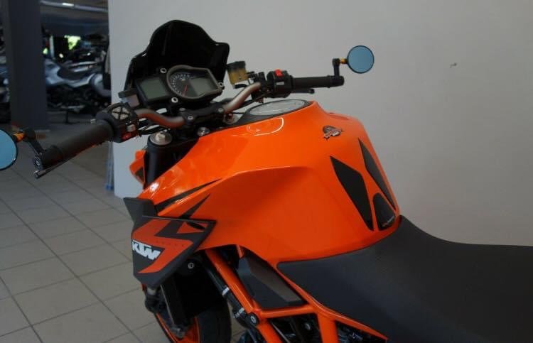 KTM 1290 SUPER DUKE R - Photo 20