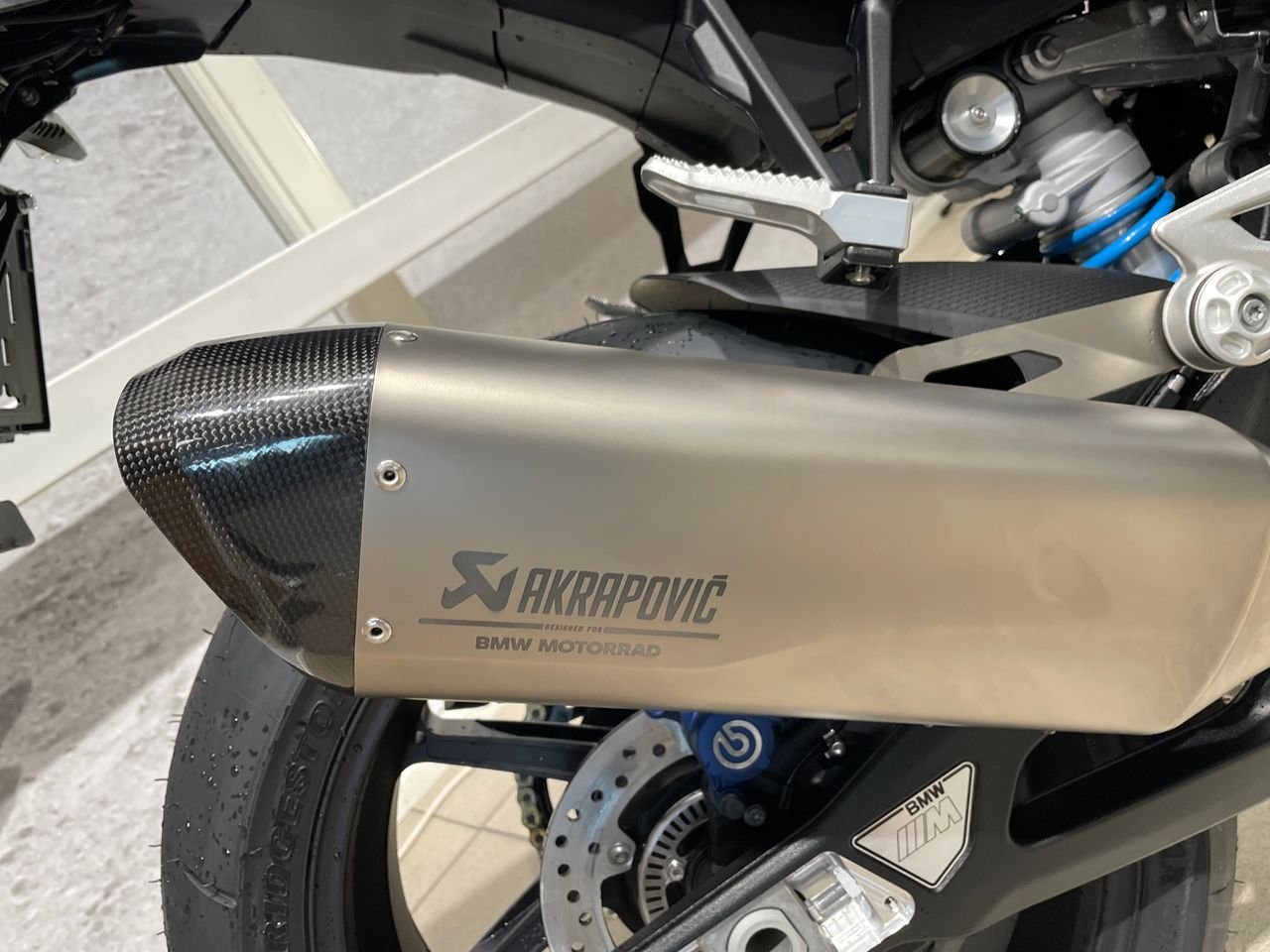 BMW M 1000 RR COMPÉTITION AKRAPOVIC EVO - Photo 14