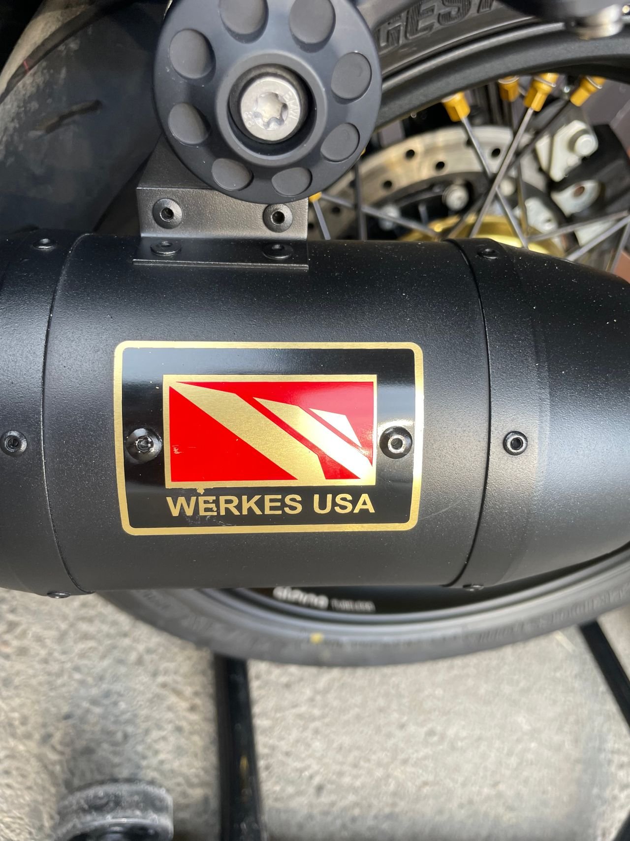 BMW R NINE T CUSTOM - Photo 28