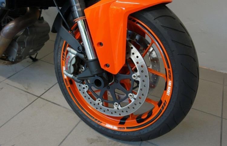 KTM 1290 SUPER DUKE R - Photo 5