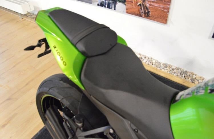 KAWASAKI Z1000 ABS - Photo 8