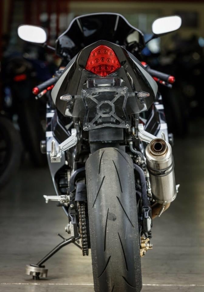 Suzuki GSXR 1000 ABS - Photo 4