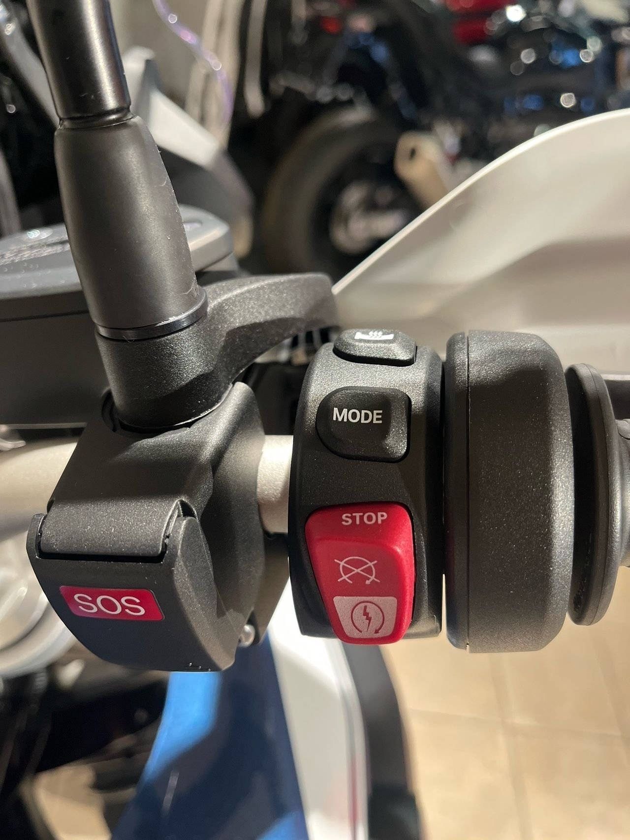 BMW F850 GS TROPHY - Photo 10